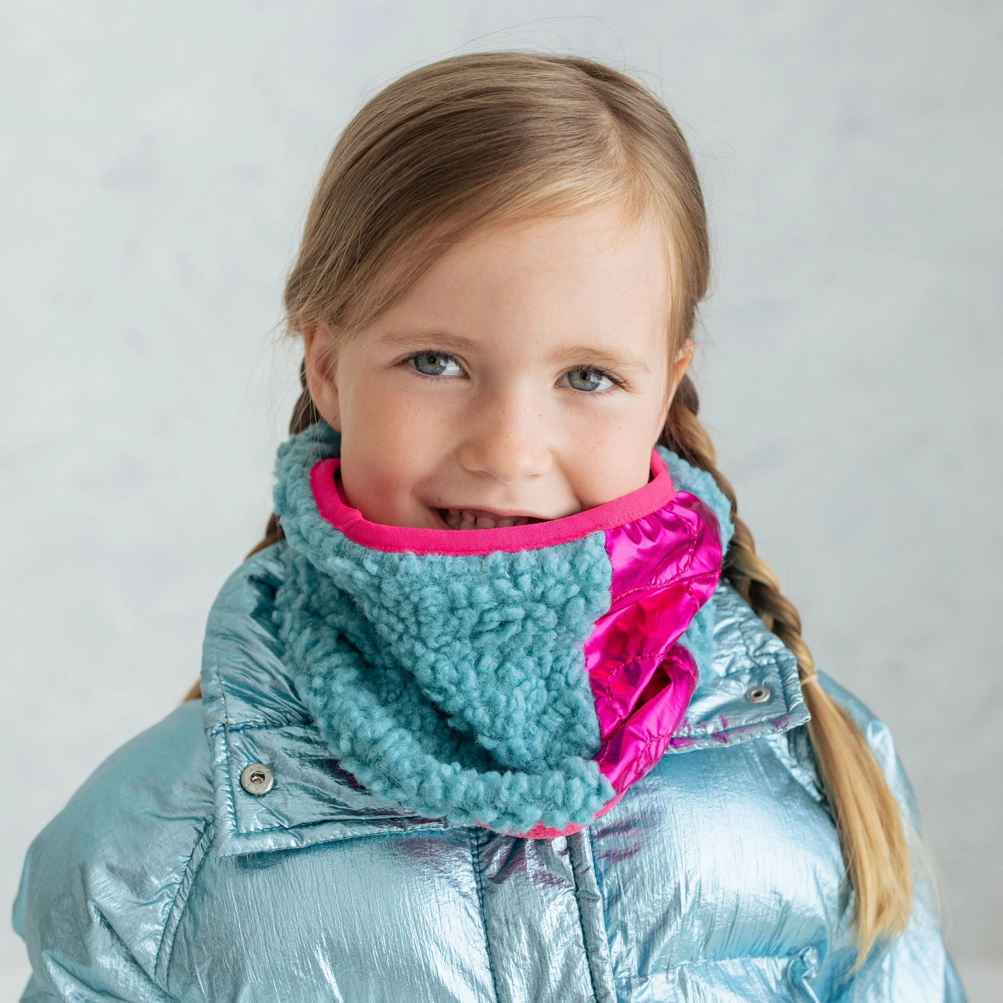 Girl's Pagoda Blue Sherpa Neck Warmer