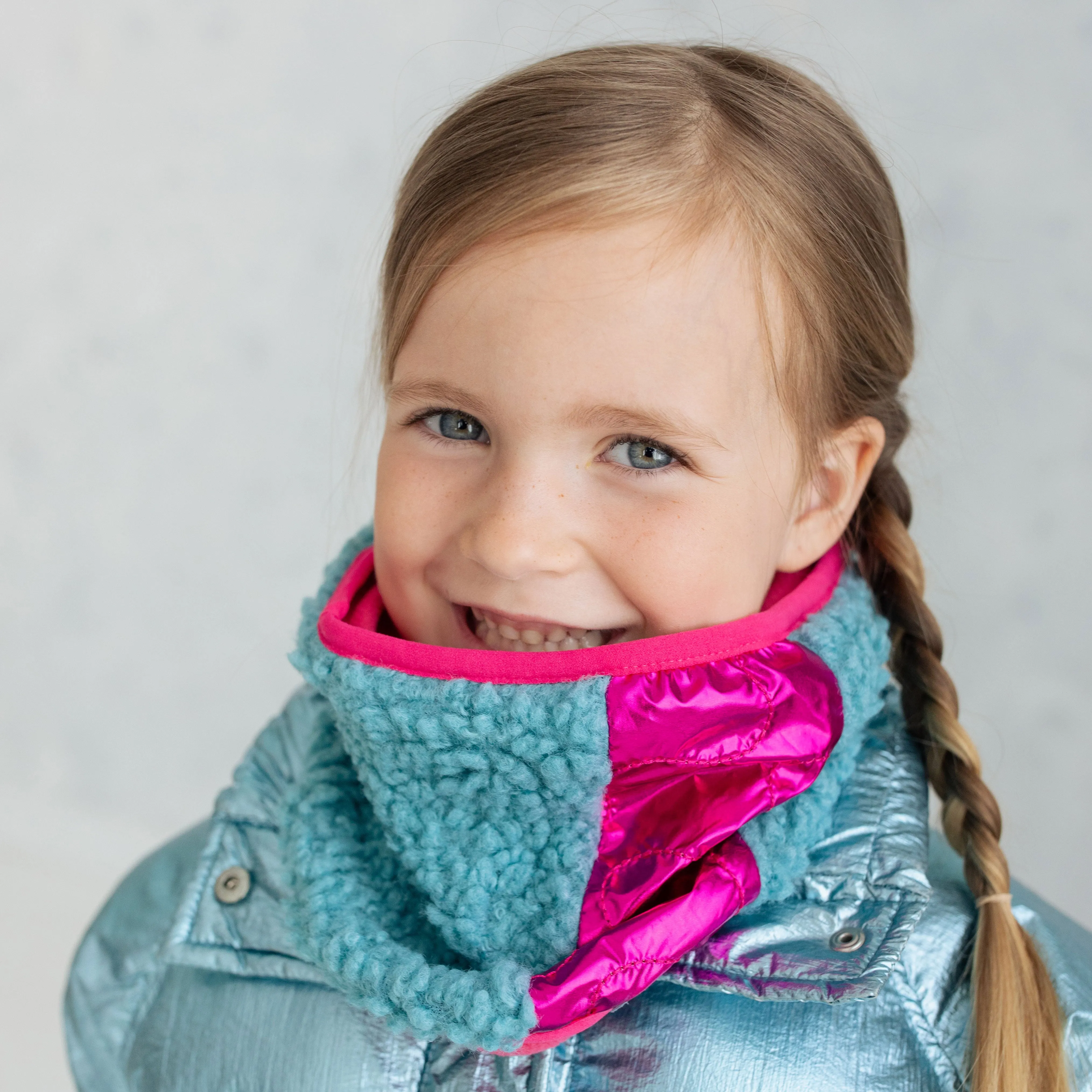 Girl's Pagoda Blue Sherpa Neck Warmer