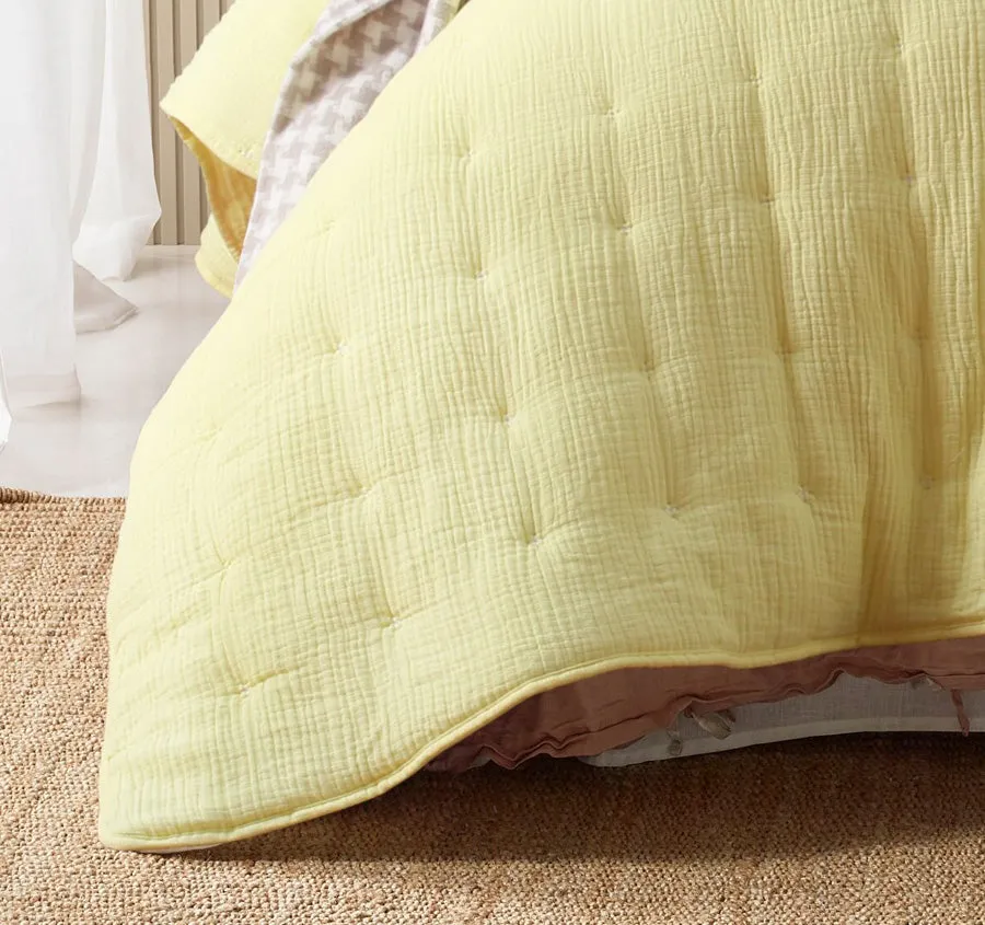 Hugo Comforter Set Range Butter